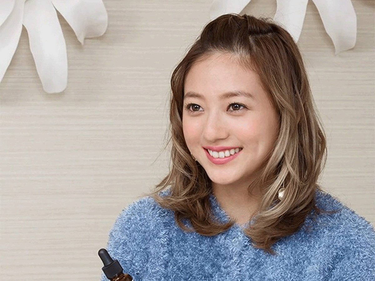 fracora Beauty Column 【伊藤千晃さん AAA】｜celllavie 